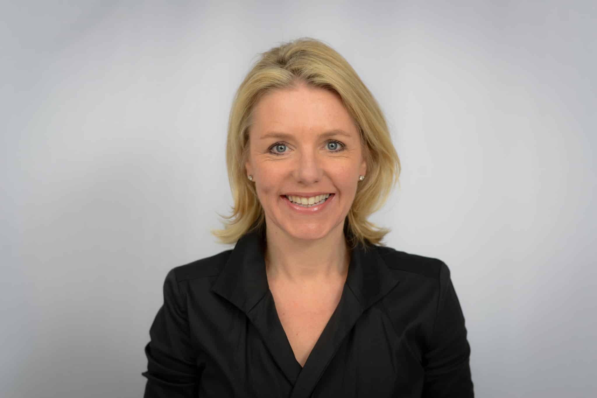 Dr Angela Brady